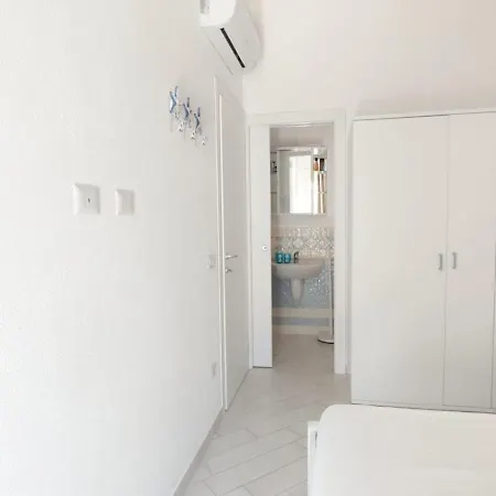 Romantica Casa Al Mare Con Piscina In Sardegna