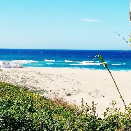 Villa Romantica Casa Al Mare Con Piscina In Sardegna *