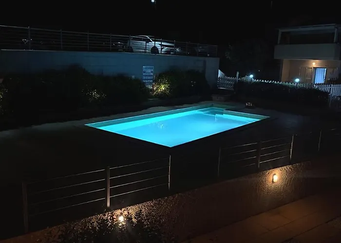 Villa Romantica Casa Al Mare Con Piscina In Sardegna