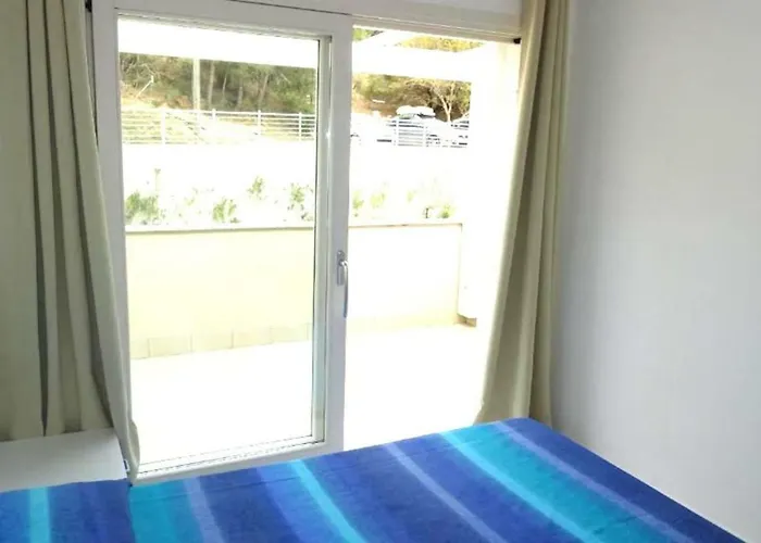 Villa Romantica Casa Al Mare Con Piscina In Sardegna *